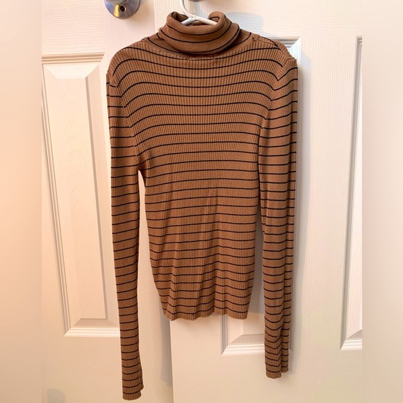 Forever 21 Stripped Long Sleeve Turtleneck | Women’s Size S/P - Picture 3 of 5